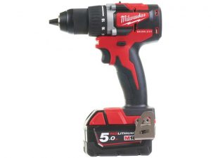 Milwaukee M18 CBLDD-502C Hiiliharjaton Porakone/Ruuvinväännin 2 x 5.0 Ah akuilla & laturilla