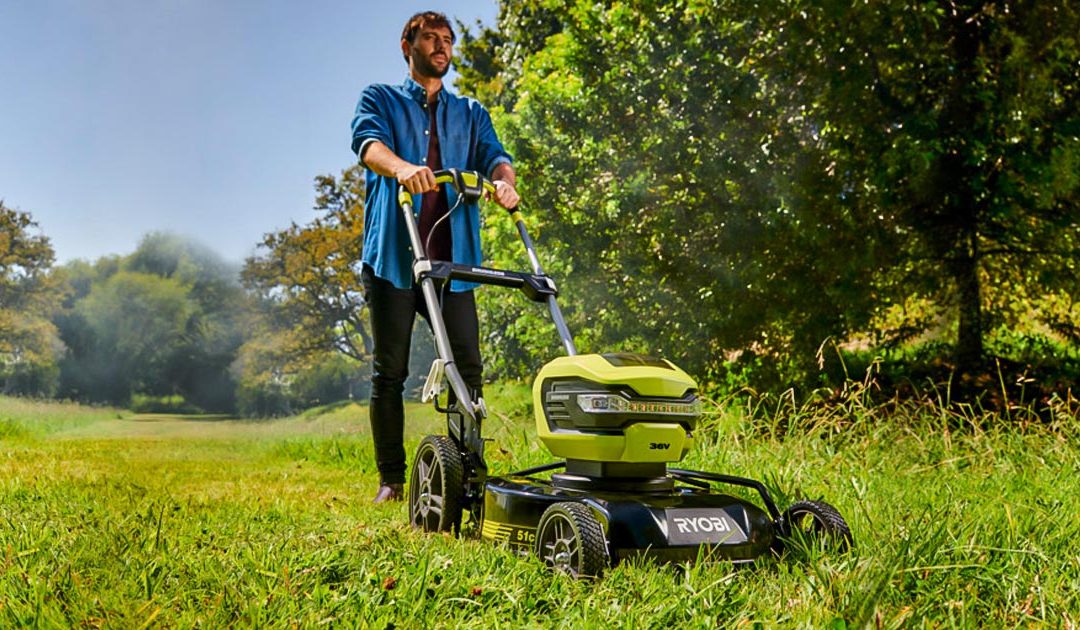 Heitä hyvästit polttomoottorille, leikkaa nurmikko tehokkaalla Bioleikkaavalla Akkuruohonleikkurilla